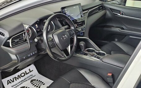 Toyota Camry, 2022 год, 3 849 000 рублей, 13 фотография
