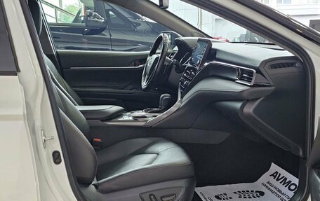 Toyota Camry, 2022 год, 3 849 000 рублей, 22 фотография