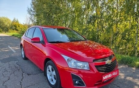 Chevrolet Cruze II, 2014 год, 950 000 рублей, 7 фотография