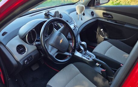 Chevrolet Cruze II, 2014 год, 950 000 рублей, 9 фотография