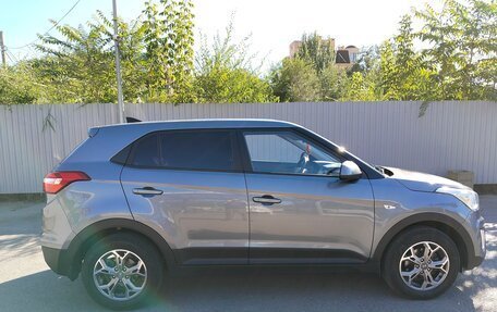 Hyundai Creta I рестайлинг, 2019 год, 1 700 000 рублей, 2 фотография