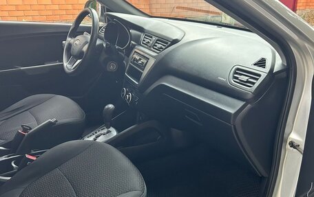 KIA Rio III рестайлинг, 2012 год, 750 000 рублей, 10 фотография