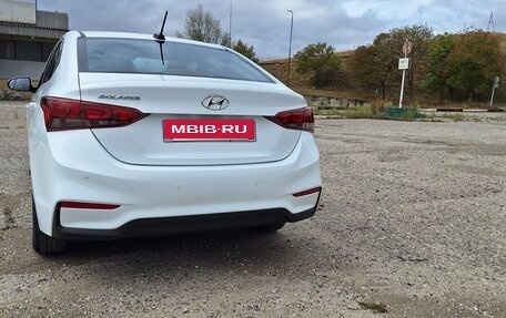 Hyundai Solaris II рестайлинг, 2018 год, 1 150 000 рублей, 5 фотография