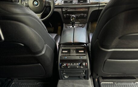BMW 7 серия, 2012 год, 1 757 000 рублей, 16 фотография