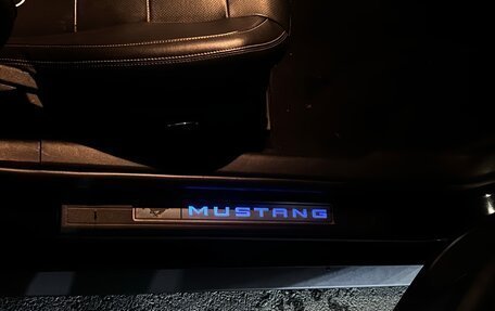 Ford Mustang VI рестайлинг, 2020 год, 2 100 000 рублей, 10 фотография