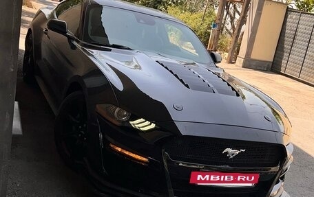 Ford Mustang VI рестайлинг, 2020 год, 2 100 000 рублей, 13 фотография