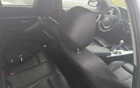 BMW 3 серия, 2017 год, 1 800 000 рублей, 16 фотография