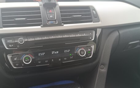 BMW 3 серия, 2017 год, 1 800 000 рублей, 19 фотография