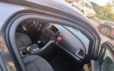 Opel Astra J, 2010 год, 645 000 рублей, 1 фотография