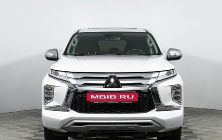 Mitsubishi Pajero Sport III рестайлинг, 2020 год, 3 749 700 рублей, 2 фотография