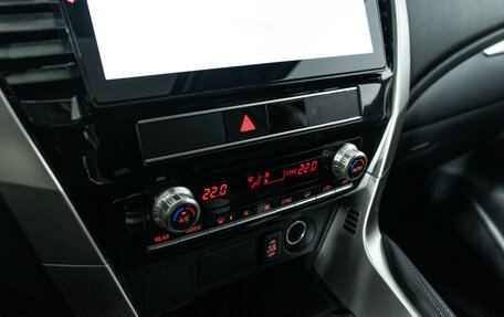 Mitsubishi Pajero Sport III рестайлинг, 2020 год, 3 749 700 рублей, 17 фотография