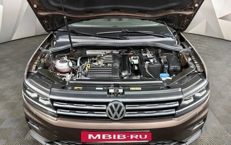 Volkswagen Tiguan II, 2020 год, 1 929 000 рублей, 11 фотография