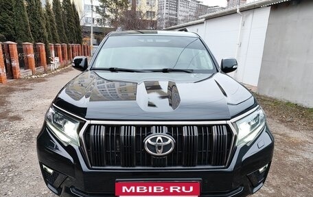 Toyota Land Cruiser Prado 150 рестайлинг 2, 2021 год, 5 800 000 рублей, 9 фотография