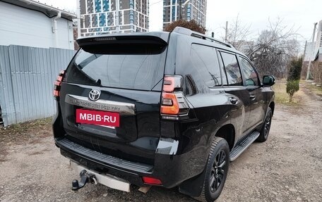 Toyota Land Cruiser Prado 150 рестайлинг 2, 2021 год, 5 800 000 рублей, 18 фотография