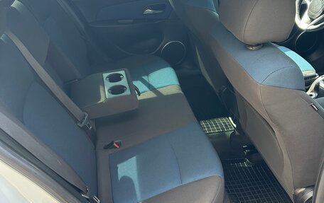 Chevrolet Cruze II, 2013 год, 820 000 рублей, 14 фотография