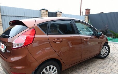 Ford Fiesta, 2016 год, 850 000 рублей, 4 фотография