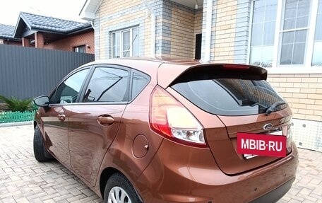 Ford Fiesta, 2016 год, 850 000 рублей, 2 фотография