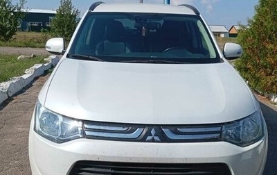 Mitsubishi Outlander III рестайлинг 3, 2013 год, 1 550 000 рублей, 1 фотография
