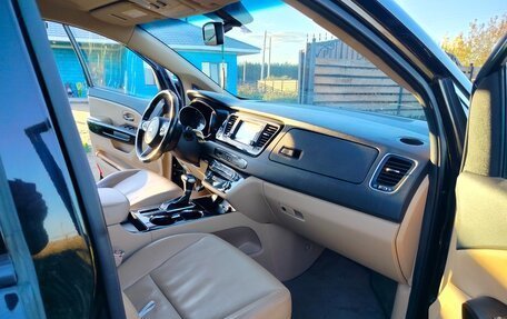 KIA Carnival III, 2019 год, 2 150 000 рублей, 4 фотография