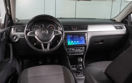 Skoda Rapid I, 2014 год, 864 000 рублей, 6 фотография
