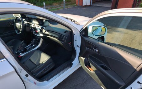 Honda Accord IX рестайлинг, 2013 год, 1 890 000 рублей, 11 фотография