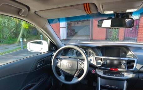 Honda Accord IX рестайлинг, 2013 год, 1 890 000 рублей, 18 фотография