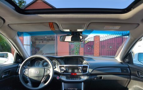 Honda Accord IX рестайлинг, 2013 год, 1 890 000 рублей, 17 фотография