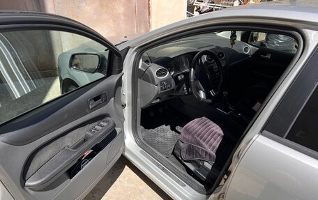 Ford Focus II рестайлинг, 2006 год, 650 000 рублей, 4 фотография