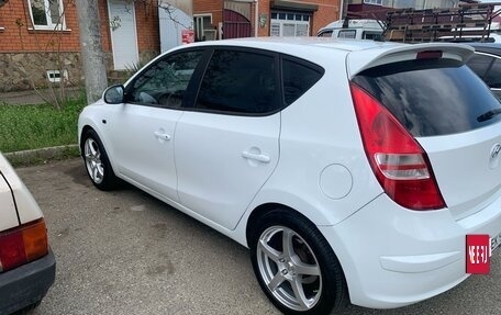 Hyundai i30 I, 2010 год, 550 000 рублей, 3 фотография