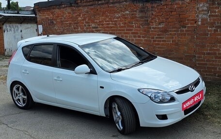 Hyundai i30 I, 2010 год, 550 000 рублей, 2 фотография