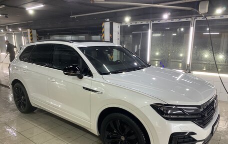Volkswagen Touareg III, 2021 год, 8 100 000 рублей, 2 фотография