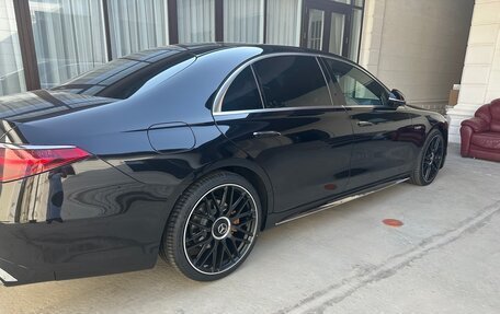 Mercedes-Benz S-Класс, 2023 год, 13 500 000 рублей, 2 фотография