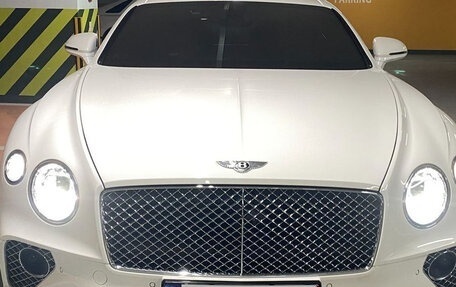 Bentley Continental GT III, 2023 год, 21 176 760 рублей, 3 фотография
