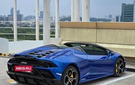 Lamborghini Huracán, 2022 год, 28 220 000 рублей, 6 фотография