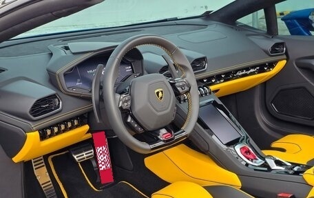 Lamborghini Huracán, 2022 год, 28 220 000 рублей, 20 фотография