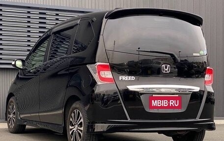 Honda Freed I, 2016 год, 740 000 рублей, 3 фотография
