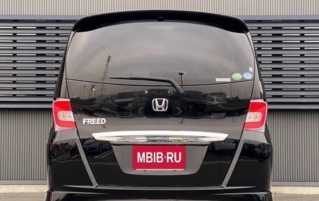 Honda Freed I, 2016 год, 740 000 рублей, 4 фотография