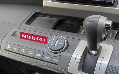 Honda Freed I, 2016 год, 740 000 рублей, 15 фотография