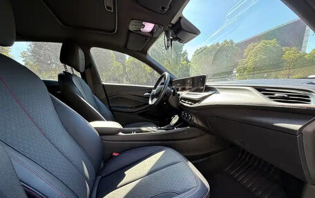 Buick Verano, 2022 год, 1 311 000 рублей, 10 фотография