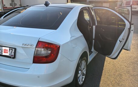 Skoda Rapid I, 2015 год, 1 050 000 рублей, 8 фотография