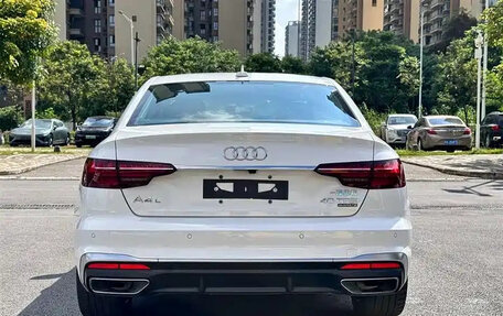Audi A4, 2022 год, 2 304 555 рублей, 6 фотография