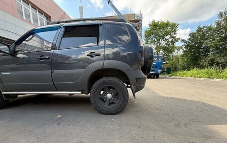 Chevrolet Niva I рестайлинг, 2010 год, 650 000 рублей, 7 фотография