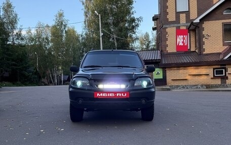 Chevrolet Niva I рестайлинг, 2010 год, 650 000 рублей, 2 фотография