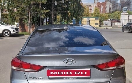 Hyundai Avante, 2018 год, 1 650 000 рублей, 11 фотография