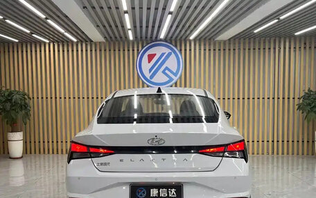 Hyundai Elantra, 2021 год, 1 124 000 рублей, 5 фотография