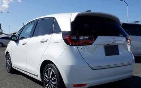 Honda Fit, 2022 год, 857 000 рублей, 2 фотография