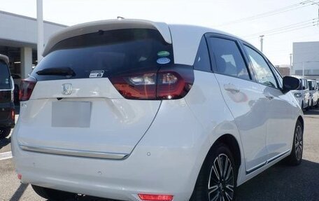 Honda Fit, 2022 год, 857 000 рублей, 4 фотография