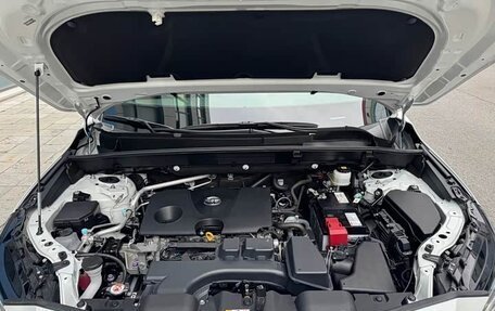 Toyota Harrier, 2022 год, 3 330 000 рублей, 18 фотография
