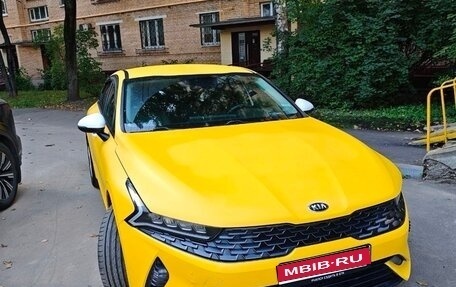 KIA K5, 2021 год, 1 900 000 рублей, 1 фотография