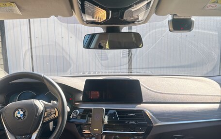 BMW 5 серия, 2018 год, 2 900 000 рублей, 4 фотография